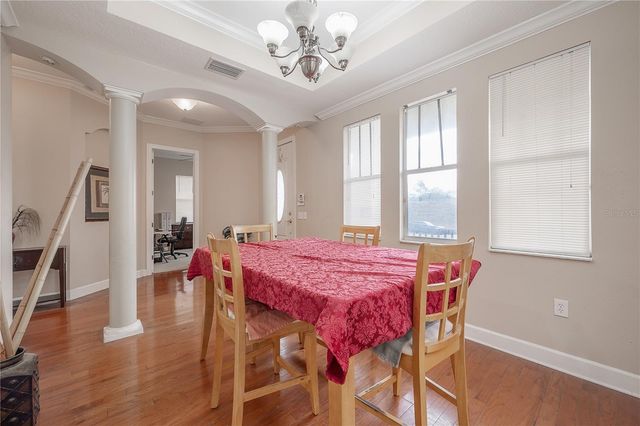 7402 N CENTRAL AVENUE, Tampa, FL 33604