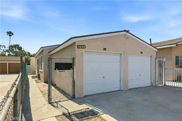 9234 Elizabeth Avenue, South Gate, CA 90280