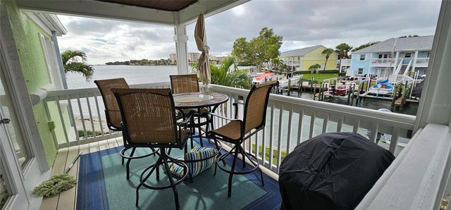 5255 COQUINA KEY DRIVE SE C, St Petersburg, FL 33705