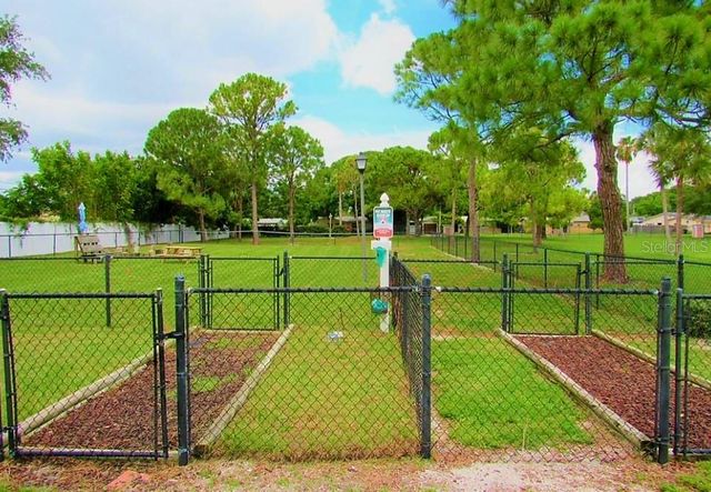 5255 COQUINA KEY DRIVE SE C, St Petersburg, FL 33705