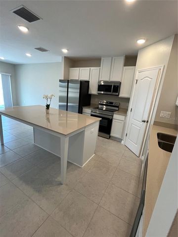 4117 COLLEGIATE BOULEVARD, Lakeland, FL 33803