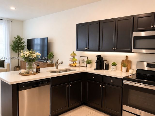 11617 SW 253rd St, Homestead, FL 33032