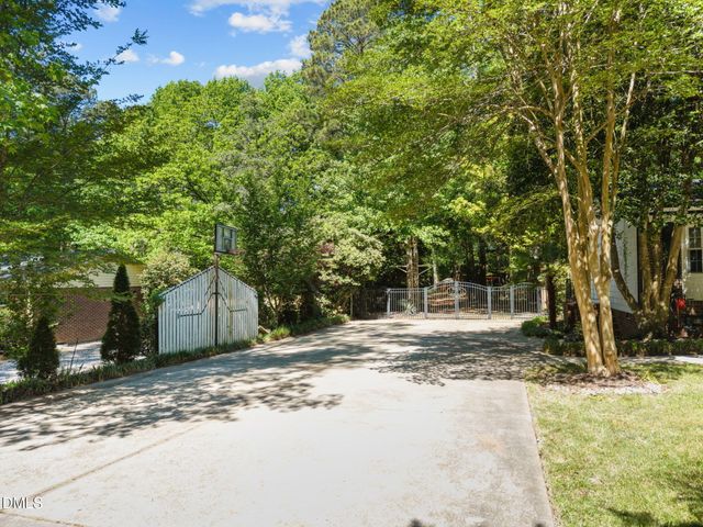 9212 Holly Springs Road, Apex, NC 27539