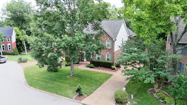 313 Saddlebridge Ln, Franklin, TN 37069