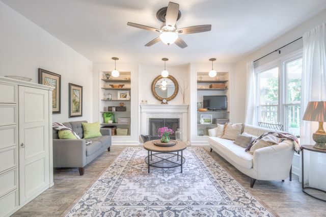 313 Saddlebridge Ln, Franklin, TN 37069