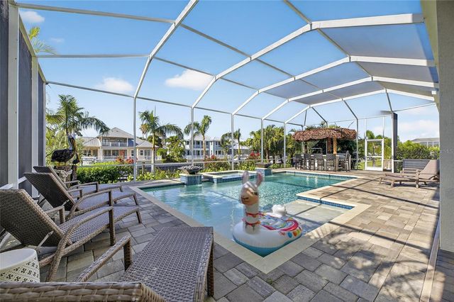 998 SIGNET DRIVE, Apollo Beach, FL 33572