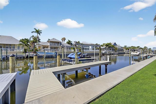 998 SIGNET DRIVE, Apollo Beach, FL 33572