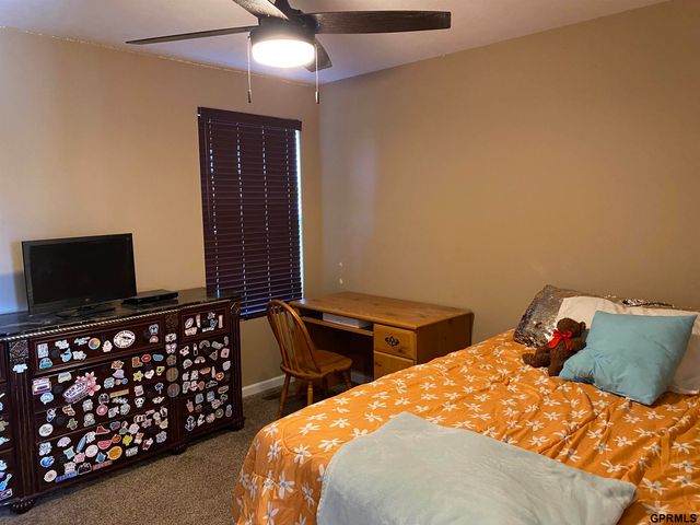 5031 N 209 Street, Elkhorn, NE 68022