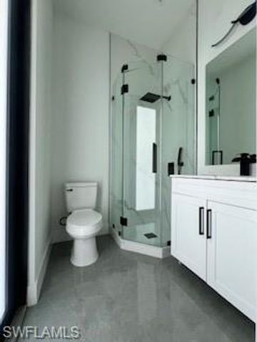 3631 NE 11th PL, Cape Coral, FL 33909