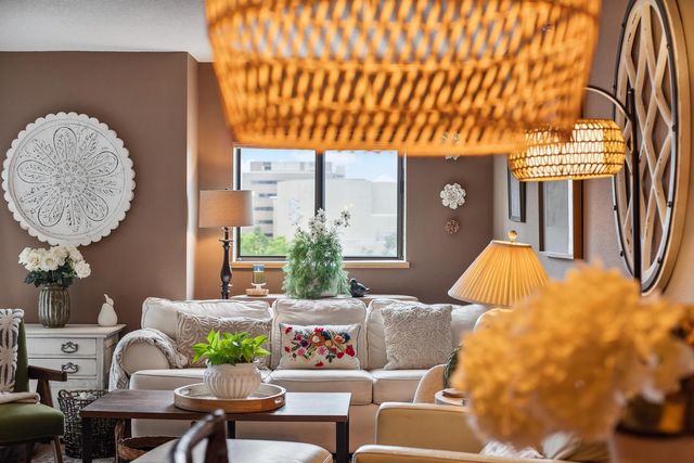 78 10th Street E 604, Saint Paul, MN 55101