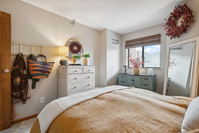 78 10th Street E 604, Saint Paul, MN 55101