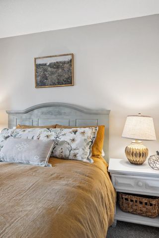 78 10th Street E 604, Saint Paul, MN 55101