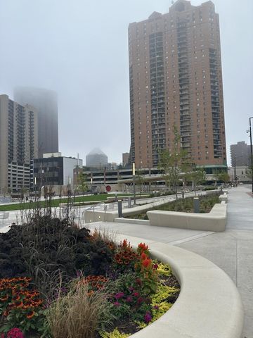 78 10th Street E 604, Saint Paul, MN 55101