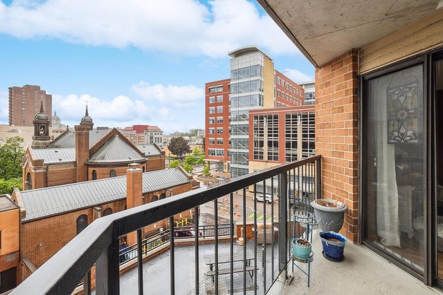 78 10th Street E 604, Saint Paul, MN 55101