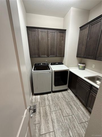 27505 E Elmhurst Place, Aurora, CO 80016