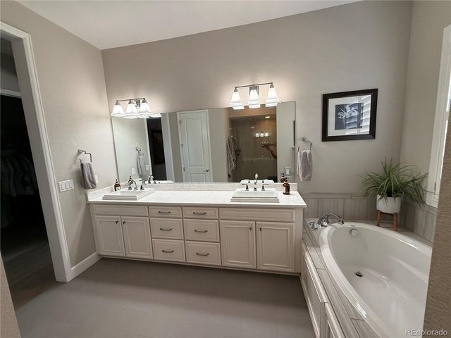 27505 E Elmhurst Place, Aurora, CO 80016