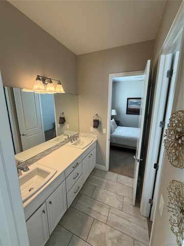 27505 E Elmhurst Place, Aurora, CO 80016