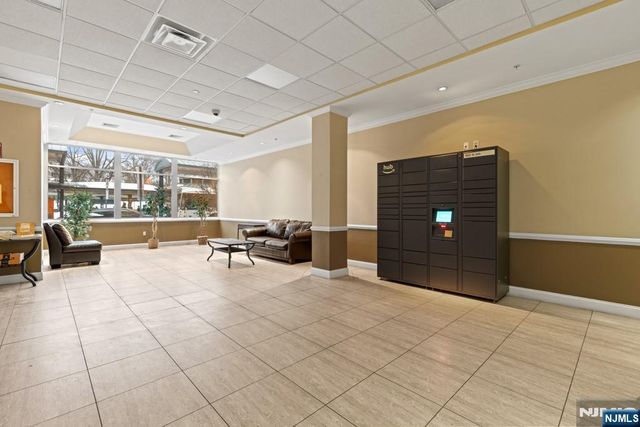 902 N 5th Street 411, Newark, NJ 07107