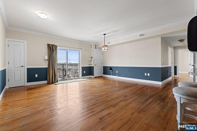 902 N 5th Street 411, Newark, NJ 07107