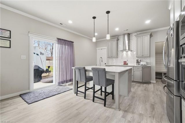 240 Hurdle DR, Chesapeake, VA 23322