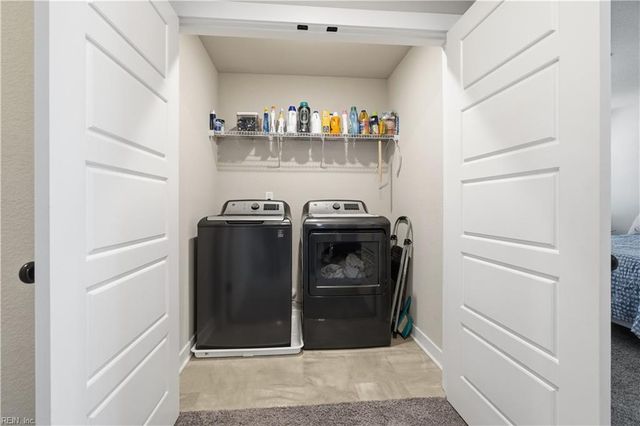 240 Hurdle DR, Chesapeake, VA 23322