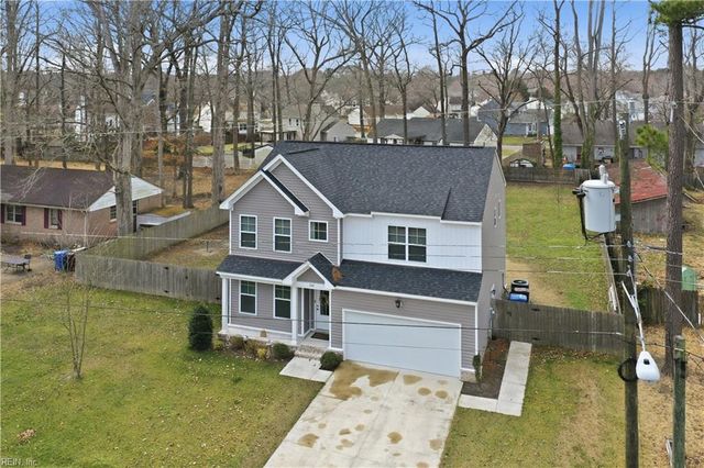 240 Hurdle DR, Chesapeake, VA 23322