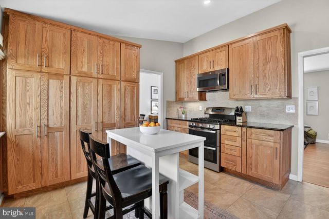 9900 FERNWOOD RD, Bethesda, MD 20817