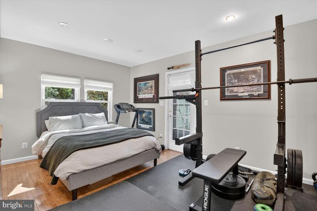 9900 FERNWOOD RD, Bethesda, MD 20817
