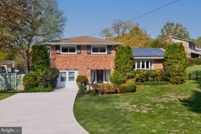 9900 FERNWOOD RD, Bethesda, MD 20817
