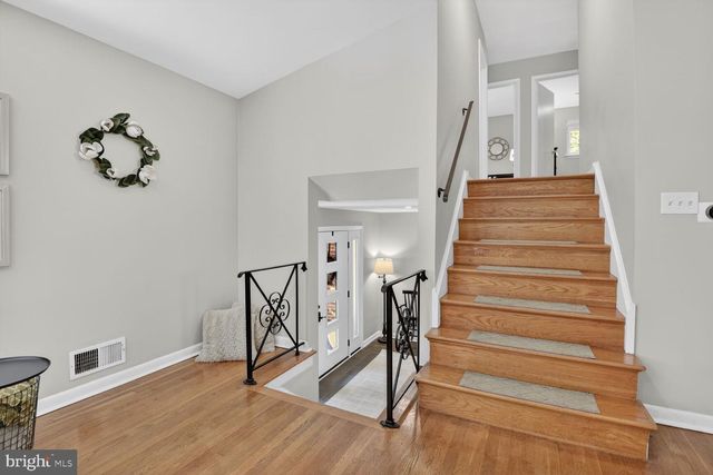 9900 FERNWOOD RD, Bethesda, MD 20817