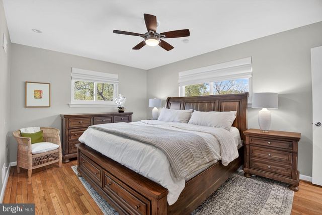 9900 FERNWOOD RD, Bethesda, MD 20817