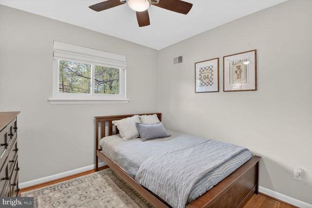 9900 FERNWOOD RD, Bethesda, MD 20817