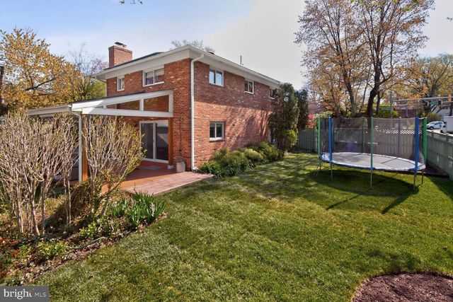 9900 FERNWOOD RD, Bethesda, MD 20817
