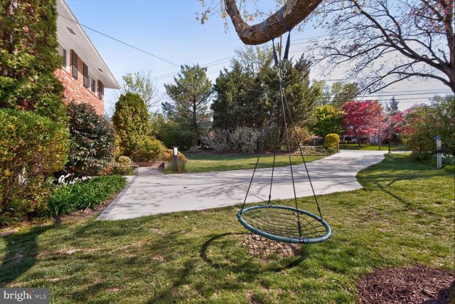 9900 FERNWOOD RD, Bethesda, MD 20817