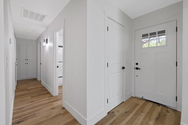 1631 S Michael Court, Visalia, CA 93292