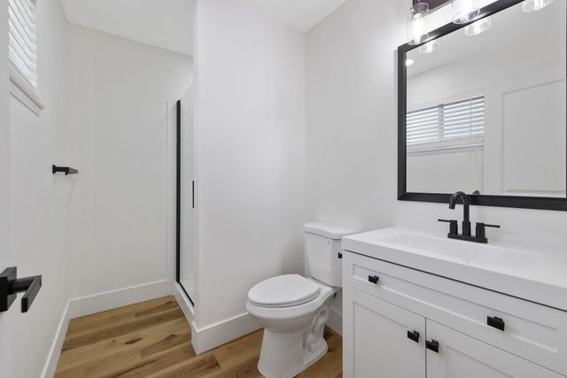 1631 S Michael Court, Visalia, CA 93292