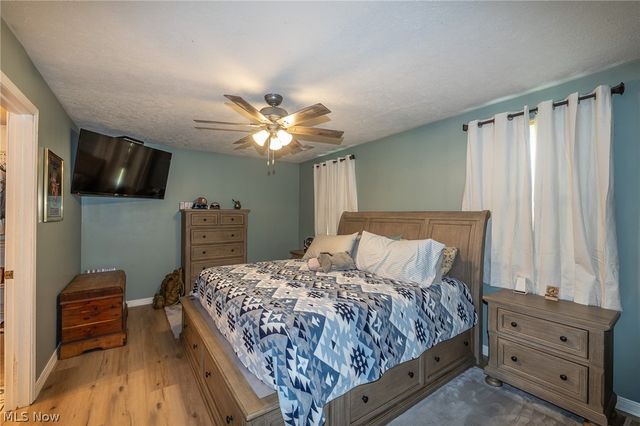 33709 Brokaw Road, Columbia Station, OH 44028