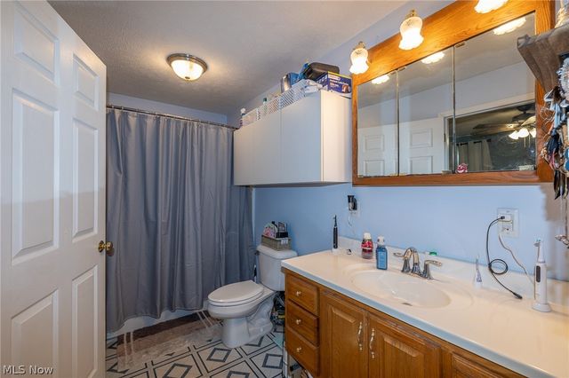 33709 Brokaw Road, Columbia Station, OH 44028