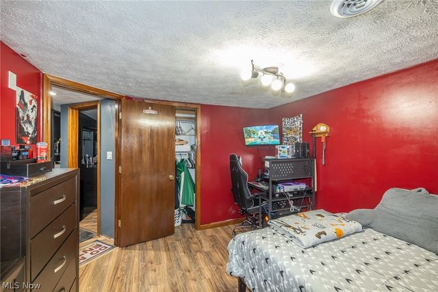 33709 Brokaw Road, Columbia Station, OH 44028