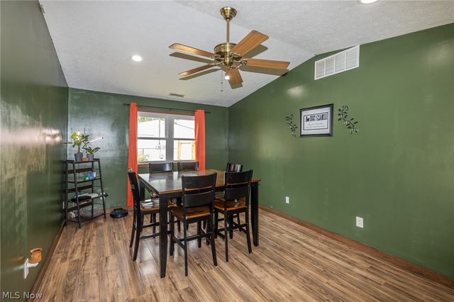 33709 Brokaw Road, Columbia Station, OH 44028
