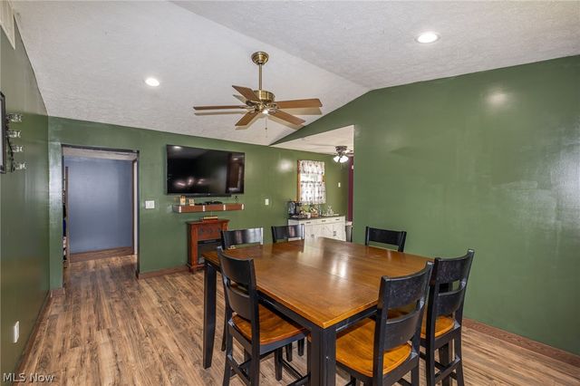 33709 Brokaw Road, Columbia Station, OH 44028