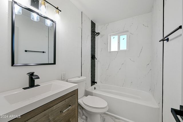 732 E VISTA DEL CERRO Drive, Tempe, AZ 85281