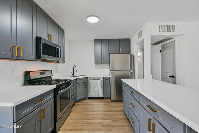 732 E VISTA DEL CERRO Drive, Tempe, AZ 85281