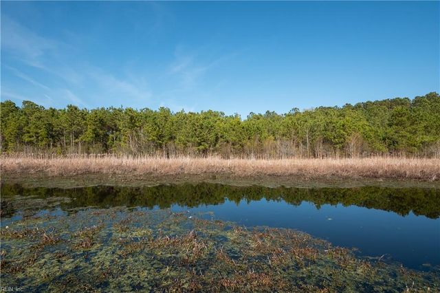 832 Daimler DR, Virginia Beach, VA 23454