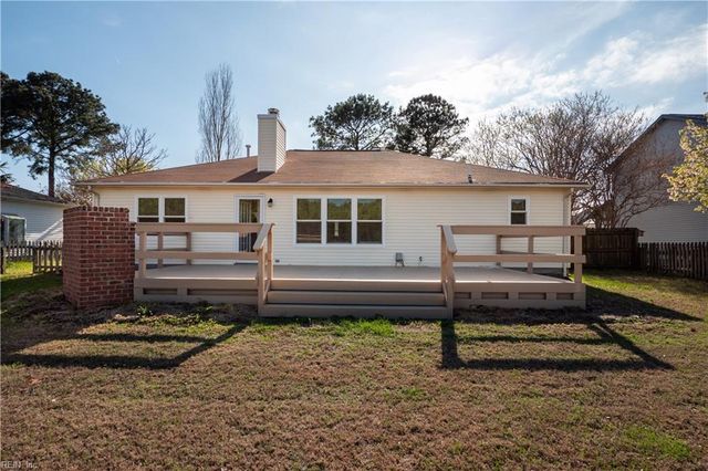 832 Daimler DR, Virginia Beach, VA 23454