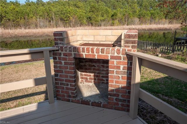 832 Daimler DR, Virginia Beach, VA 23454