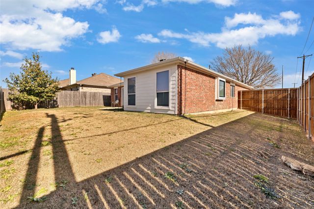 8201 Steel Dust Drive, Fort Worth, TX 76179