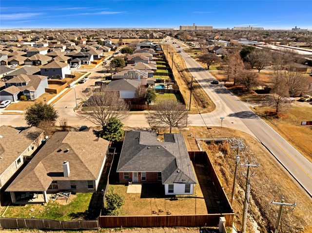 8201 Steel Dust Drive, Fort Worth, TX 76179