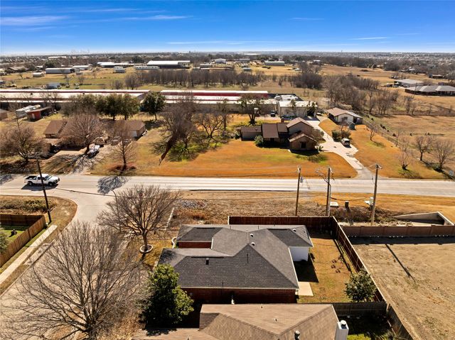 8201 Steel Dust Drive, Fort Worth, TX 76179