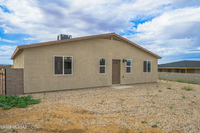 115 S Richmond Drive, Vail, AZ 85641